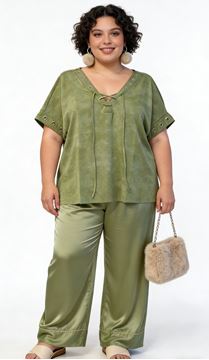 Picture of CURVY GIRL TOP WITH LACE UP